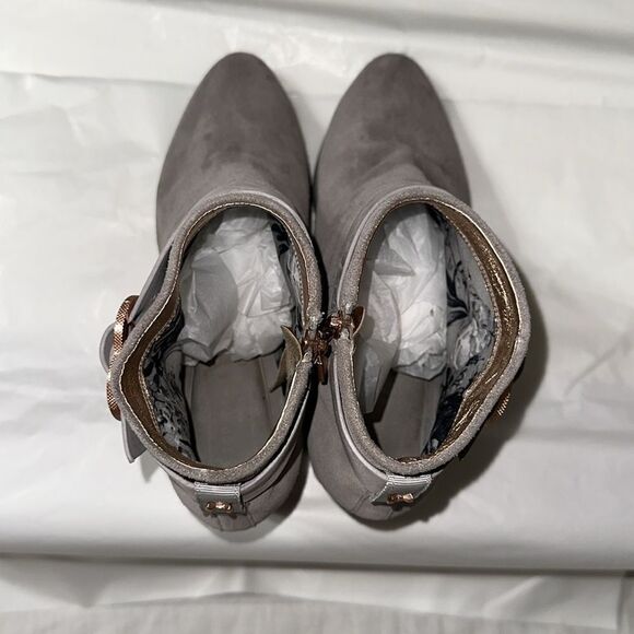 Ted Baker 40.5 Ainthe Ankle Booties in Light Grey Rose Gold - Picture 9 of 11